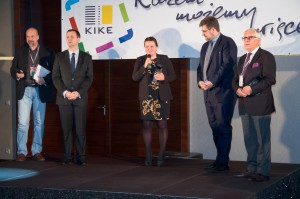 Wręczenie CONNECTOR 2014 - od prawej Eugeniusz Gaca (KIGEiT), Piotr marciniak (KIKE), Eliza Pogorzelska (WWPE), Kamil Kurek (KIKE)